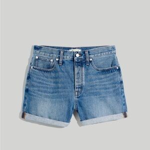 NWOT The Dadjean Short in Emmert Wash: Rolled-Hem Edition
